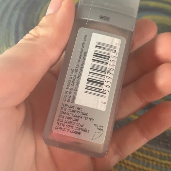 ❄️3/25$ Marcelle Foundation - Picture 2 of 3